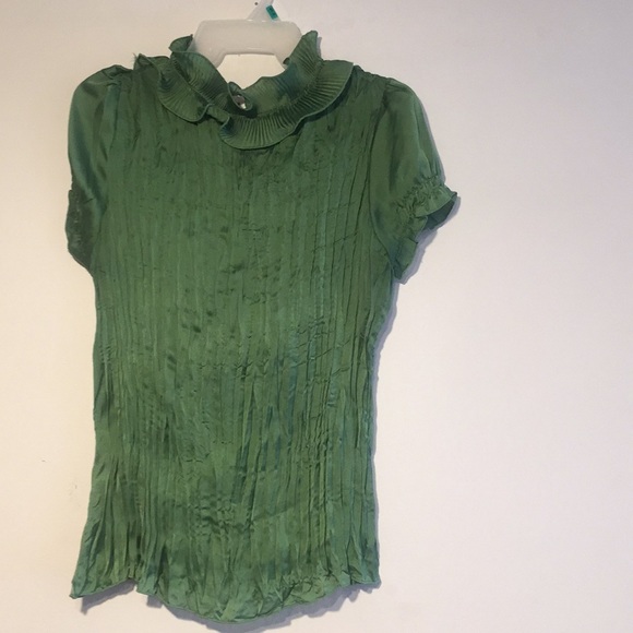 Cute Top - Picture 2 of 5